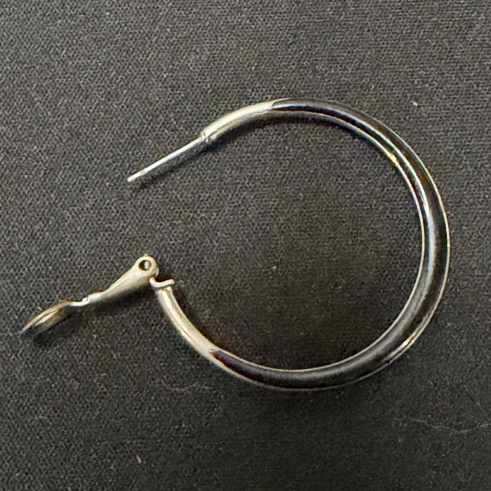 Hoop Earrings Womens OS Silver Black Enamel Inlay Latch Back 1.5″