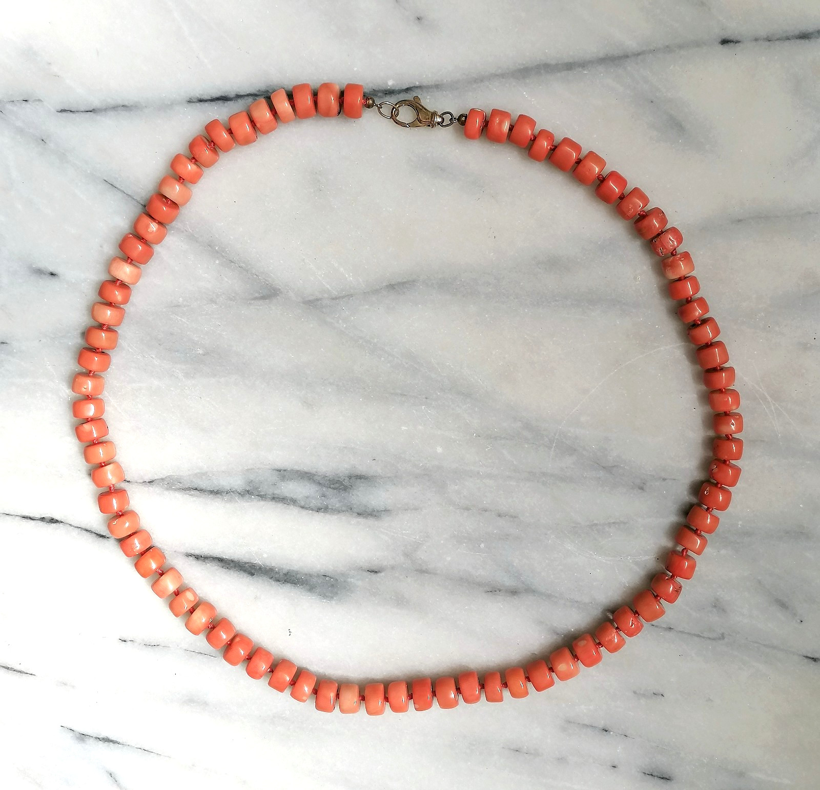 SPECTACULAR MAXI LONG NECKLACE CORAL BAMBOO SALMON CLASP SILVER GOLD.