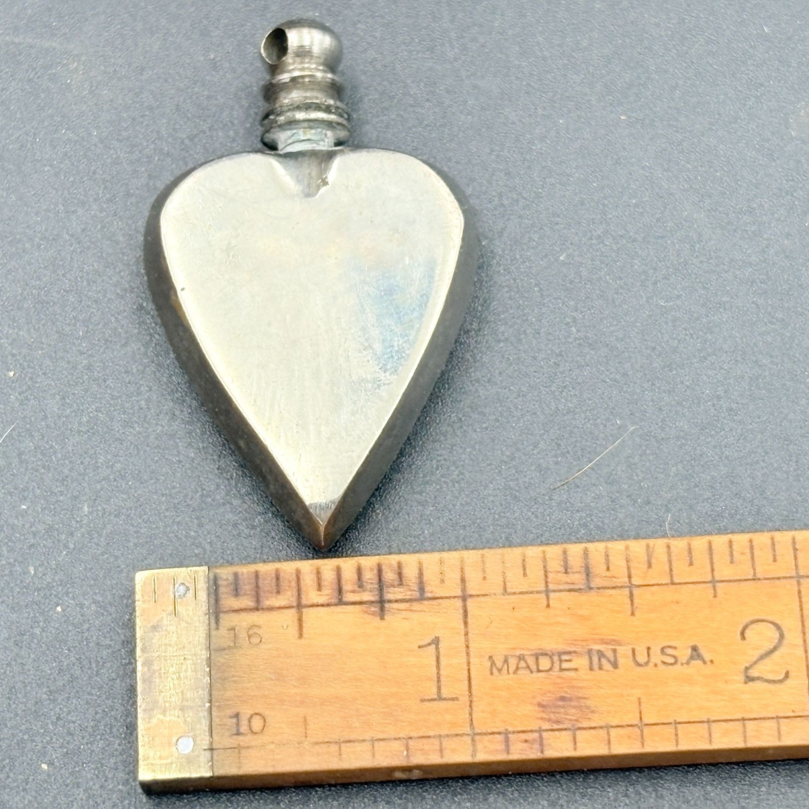 Vtg Narrow Heart-Shaped Silver Tone Perfume Bottle Necklace Pendant Screw Cap