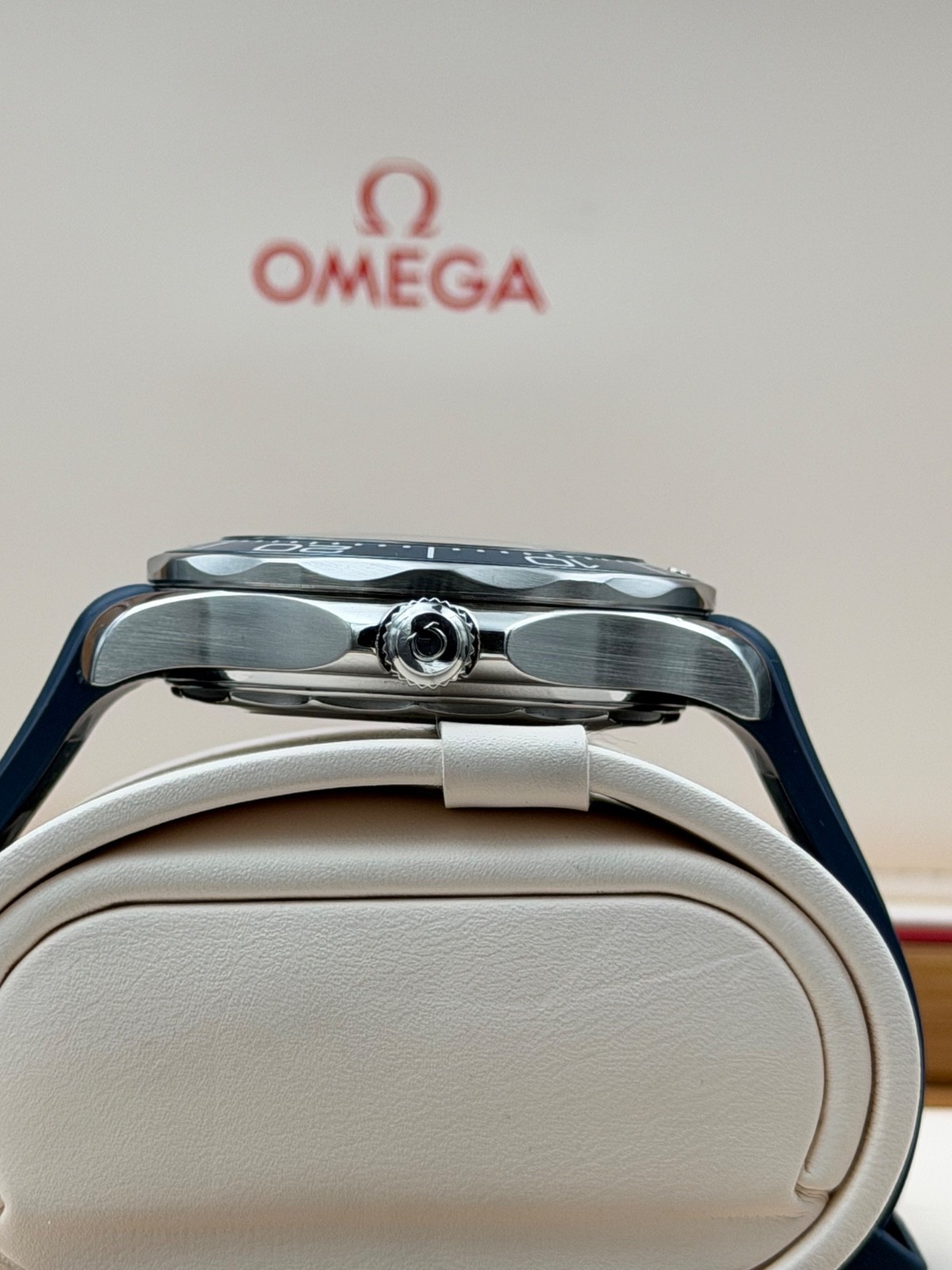 OMEGA Seamaster Diver 300M 210.32.42.20.03.002 Blue