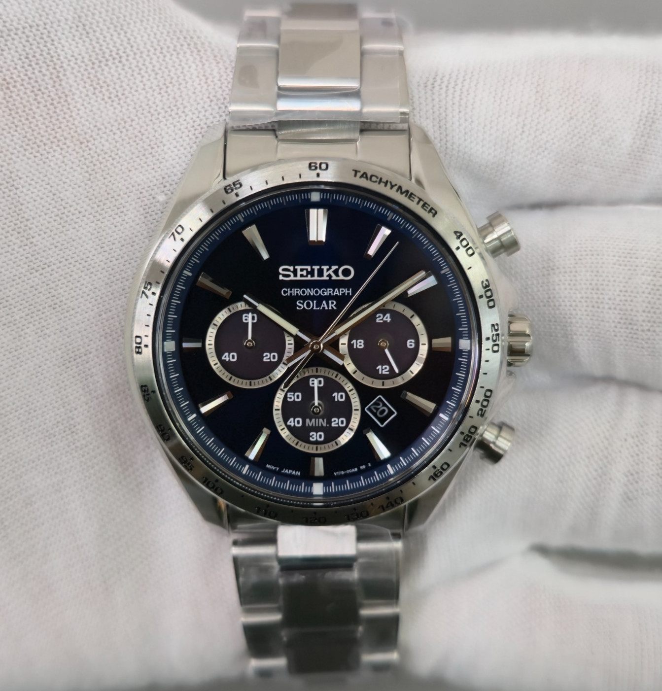 Seiko Selection SBPY183 Solar Chronograph “Panda” Dial 42.2 mm New Men’s Watch