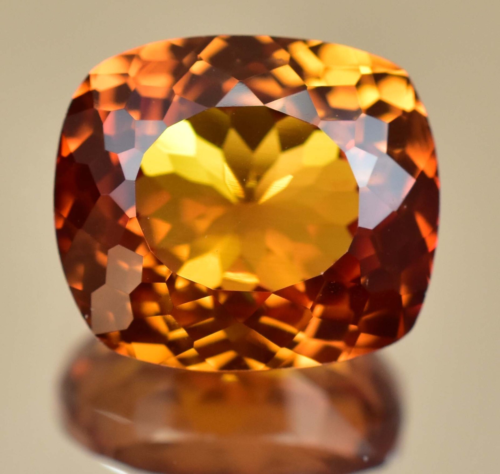 Natural imperial Topaz 18.80 Ct Cushion Stunning Flawless AGL Certified Gemstone