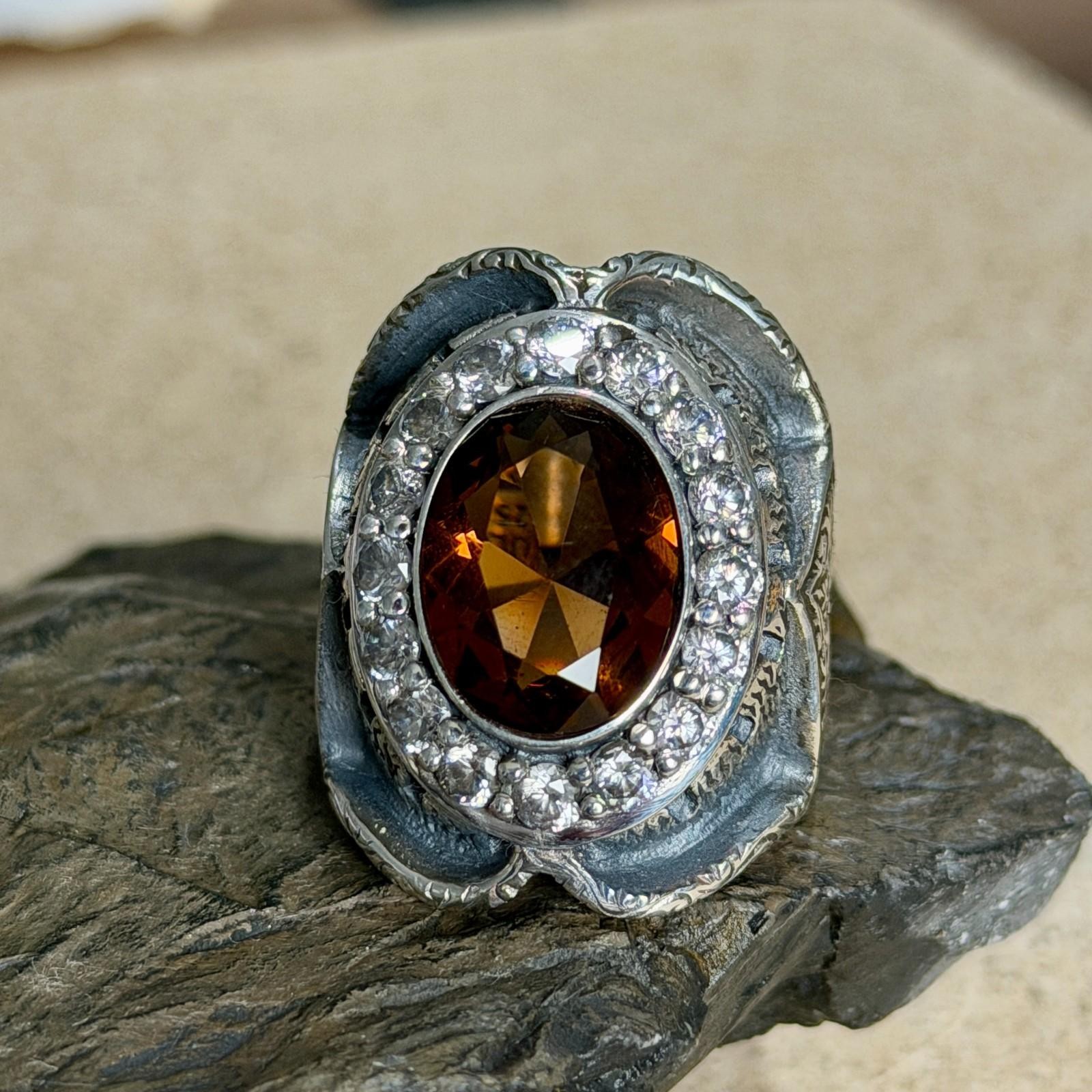 925 Men Handmade Zultanite Alexandrite Gemstone Hand-Engraved Turkish Ring