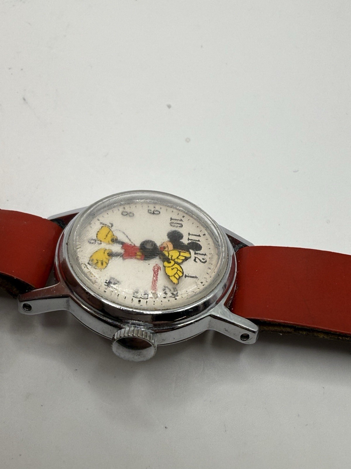 VINTAGE INGERSOLL MICKEY MOUSE CHILDREN/LADIES WATCH 24MM RUNNING OG BAND