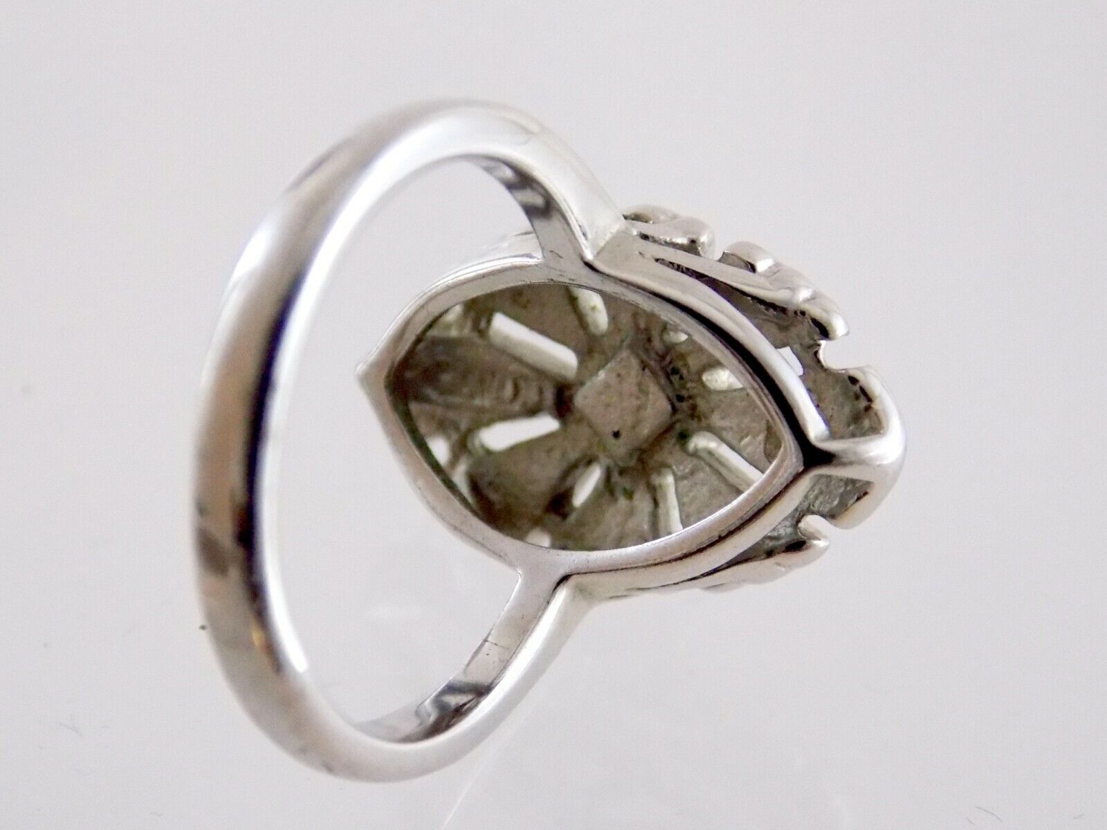 AVON Silvertone Metal and White Cubic Zirconia Ring Size 6 Round CZ Gems 3.8g