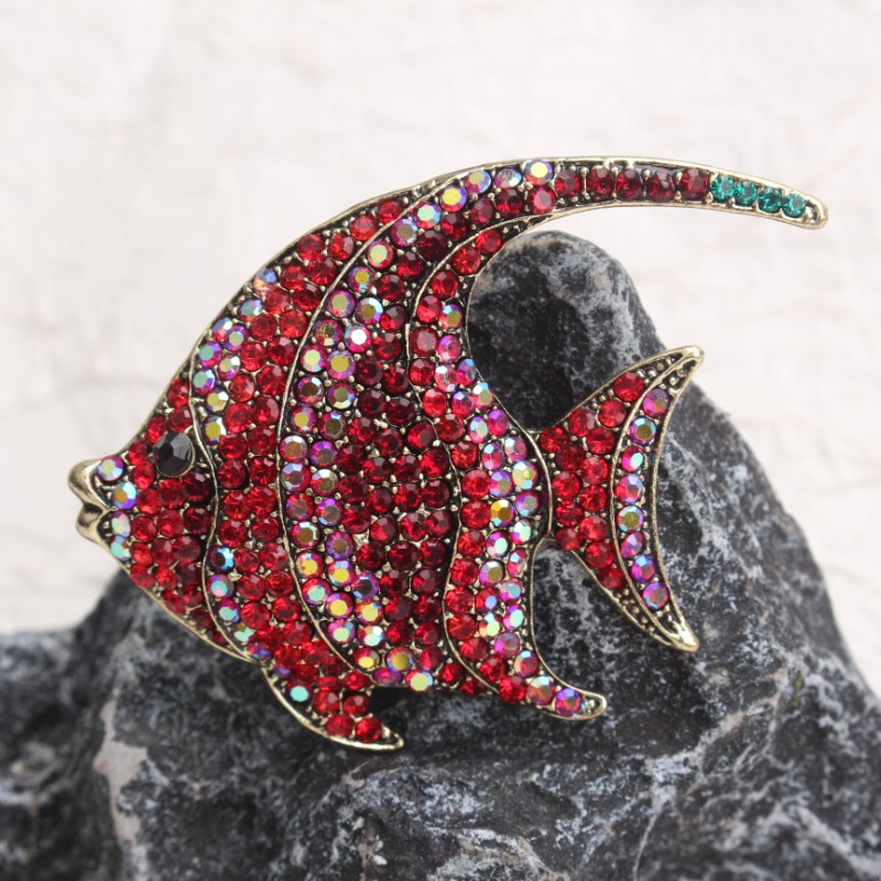 Vintage Red Fish Brooch with Rhinestones: Retro Jewelry Accessory, Perfect Gift