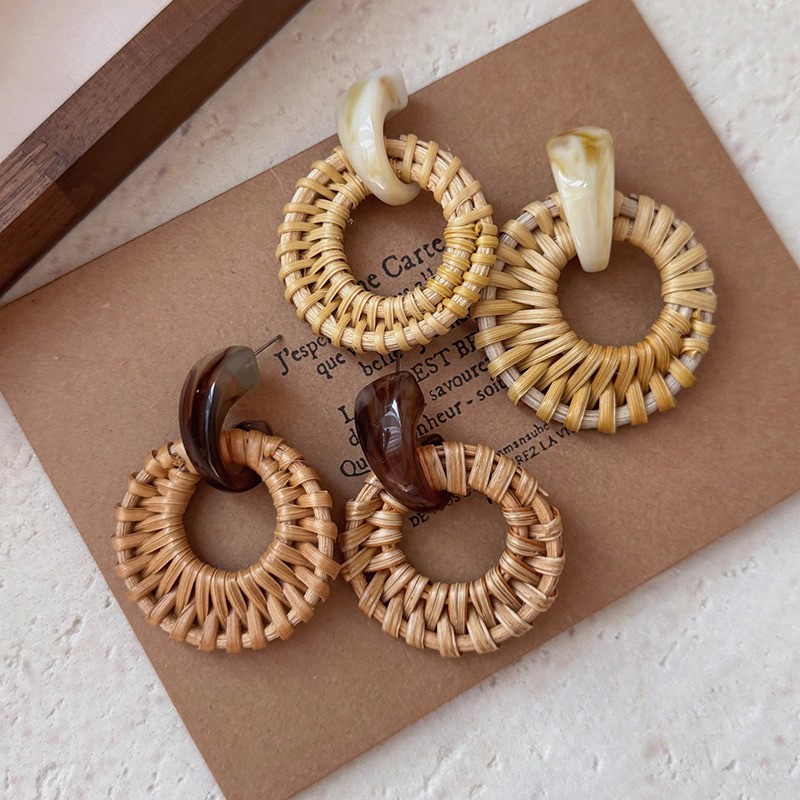 1Pair Exquisite Bamboo Rattan Grass Woven Earrings A Sense of Design Earrings
