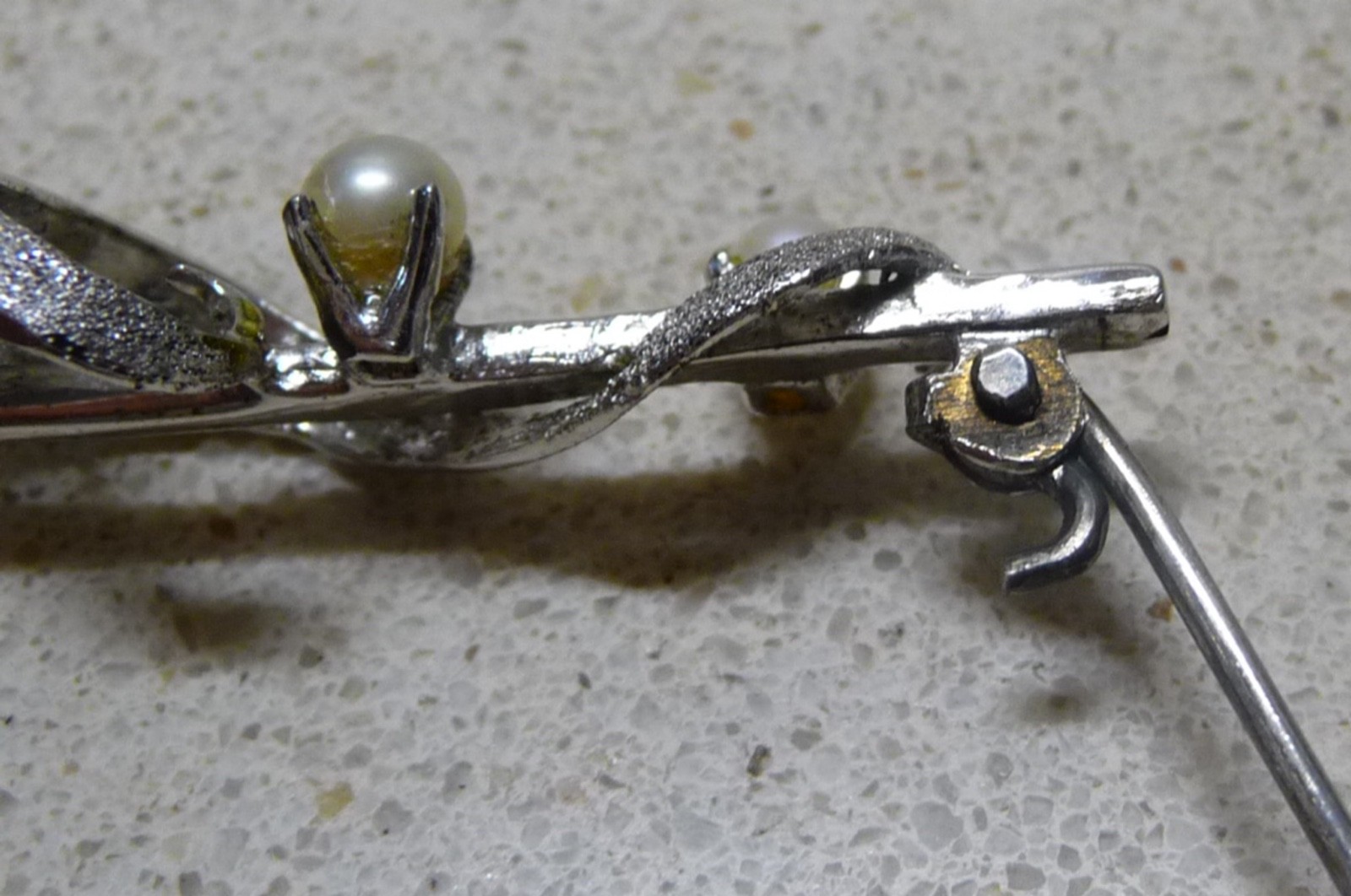 Love Brooches? 5 Vintage Brooches-3 Bar Brooches, 1 Large & 1 Mixed Period Style