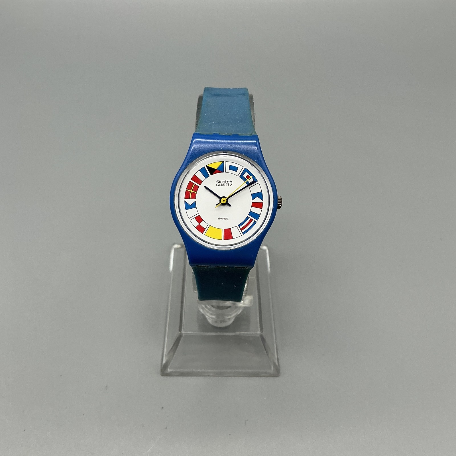 Vintage 12 Flags Swatch Womens Watch 25mm Nautical Flags Blue New Battery