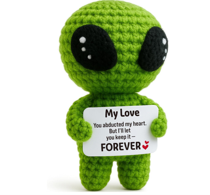 Handmade Crochet Alien Plush with Romantic Card – Perfect Gift for Loved Ones