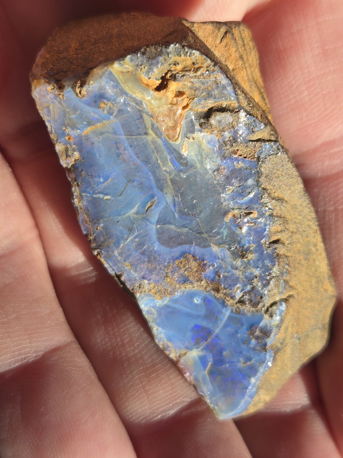 Opal Specimen rough as found 42 grams