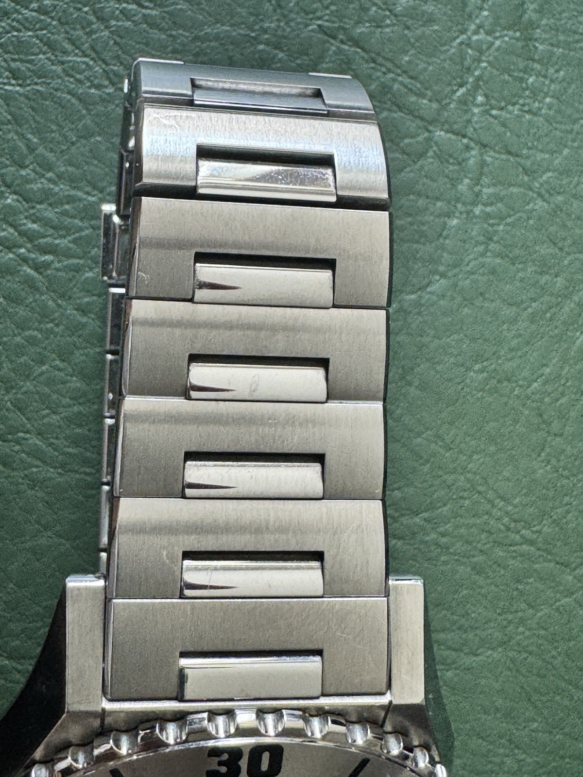 Gucci Pantheon Automatic Diver 115.2 XL, Swiss , Sapphire Crystal, 200m , VGC