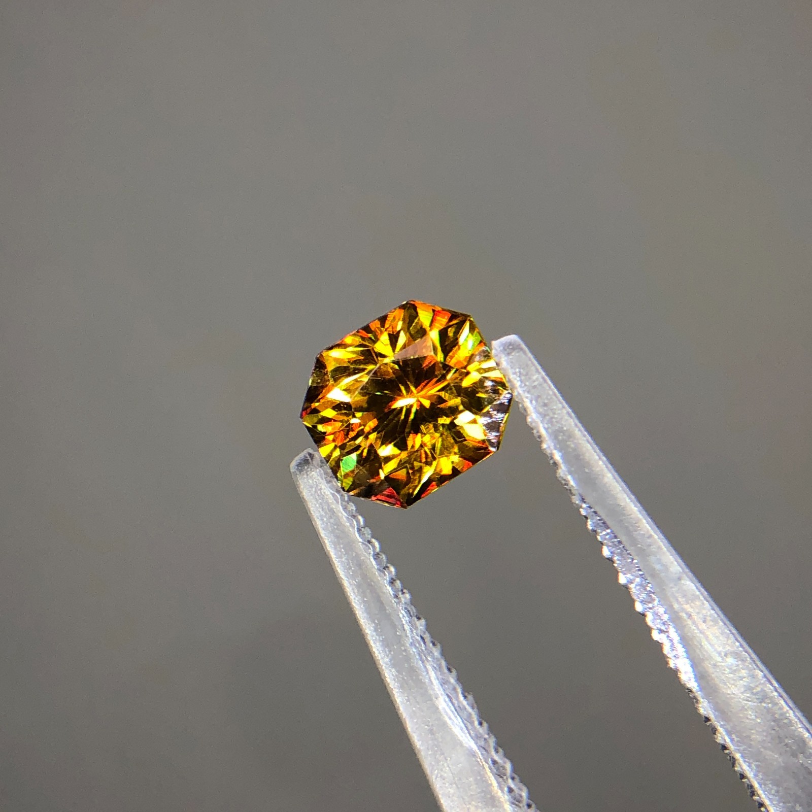 0.90 Carat Natural Full Fire Sphene Titanite Fancy Cut Gemstone For Jewelry
