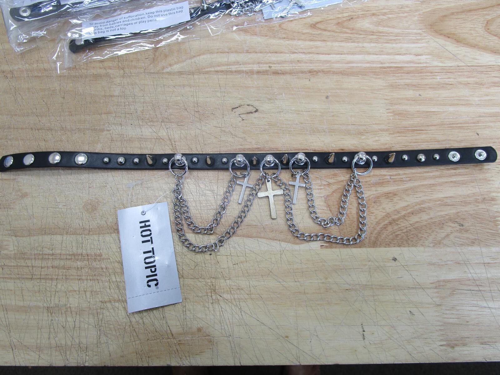 Hot Topic Spiked neck Choker 6 Spikes & 3 CROSSES 16″ Rock Gothic Punk Vintage