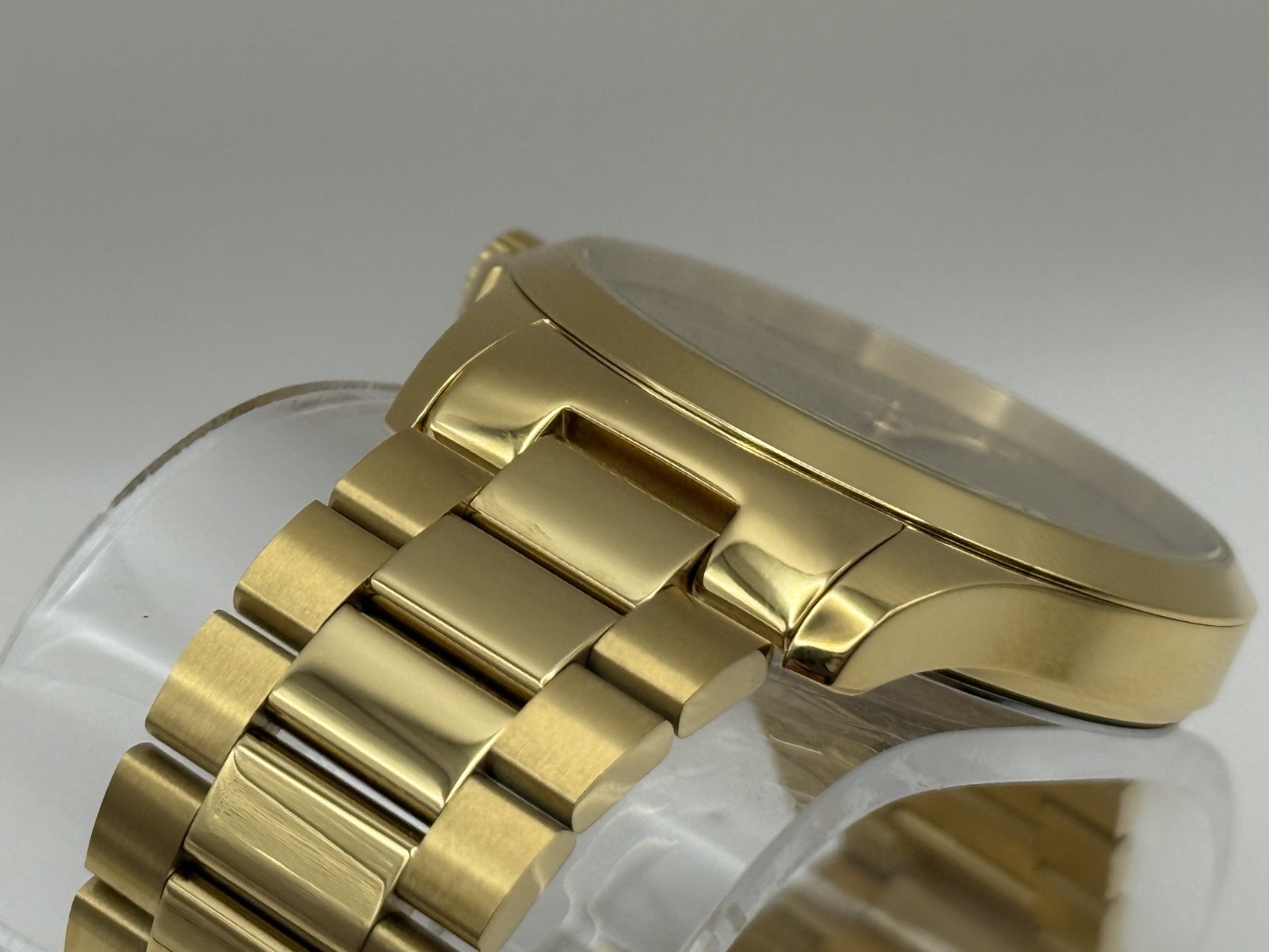 NIXON 51-30 Chrono GOLD BLUE SUNRAY Watch A0832735