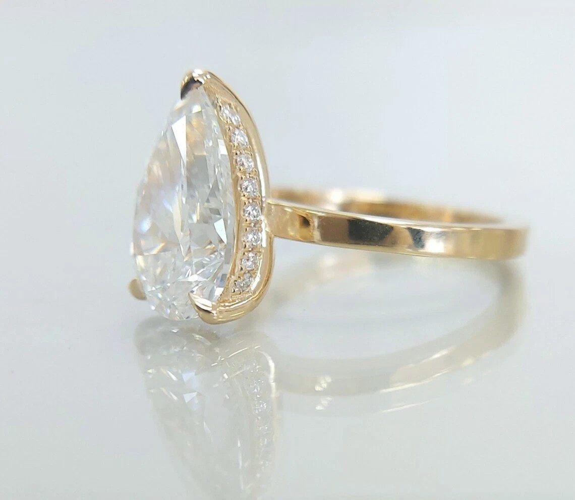 IGI 2.15 Ct Pear F-VS1 Lab Grown Diamond Women Promise Halo Ring 14K Yellow Gold