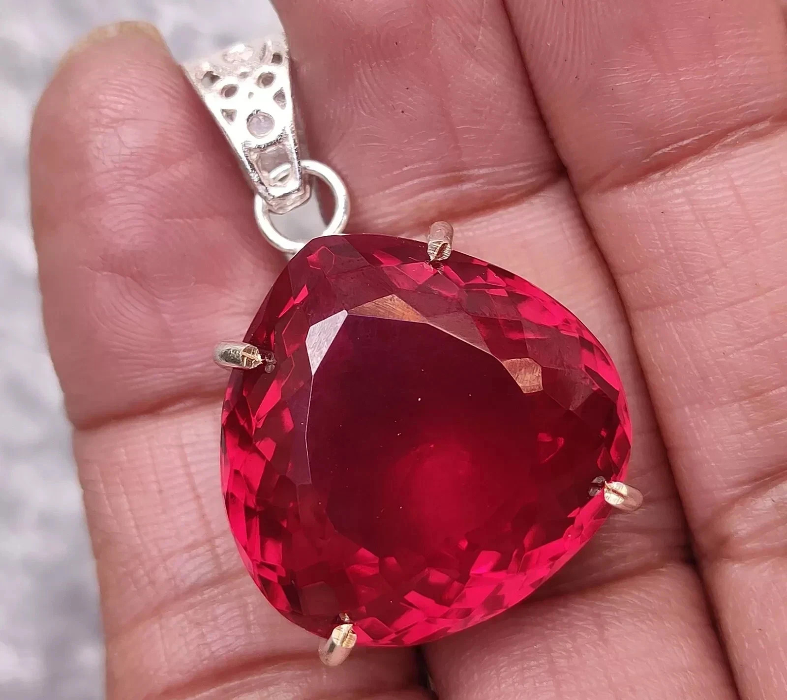 26.75 Ct+ Natural Pear Red Ruby 925 Solid Silver Pendant Gemstone Certified