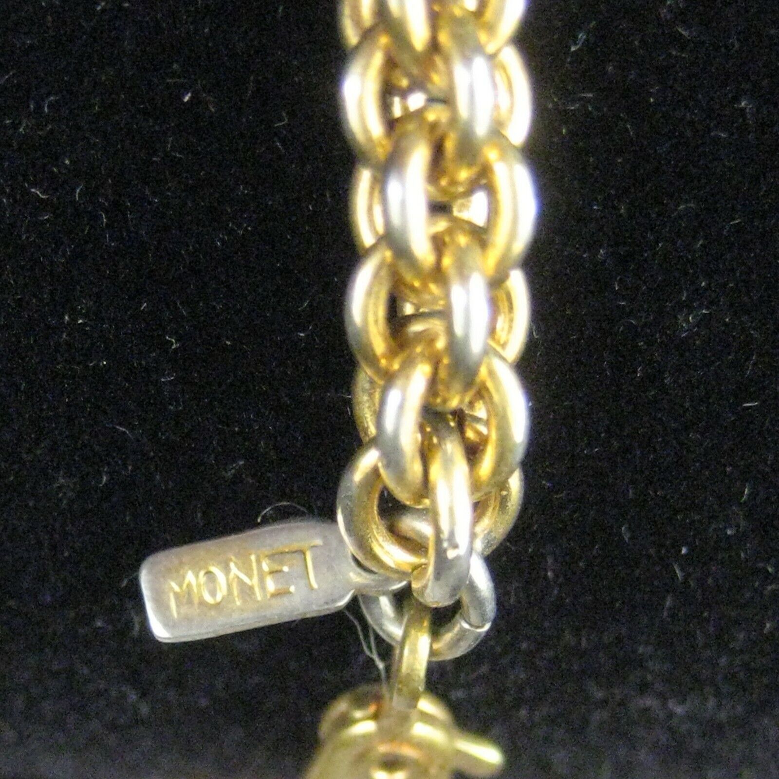 Monet Bracelet Goldtone 7.25 In Modern Chain Braided Women Men Jewelry Signed