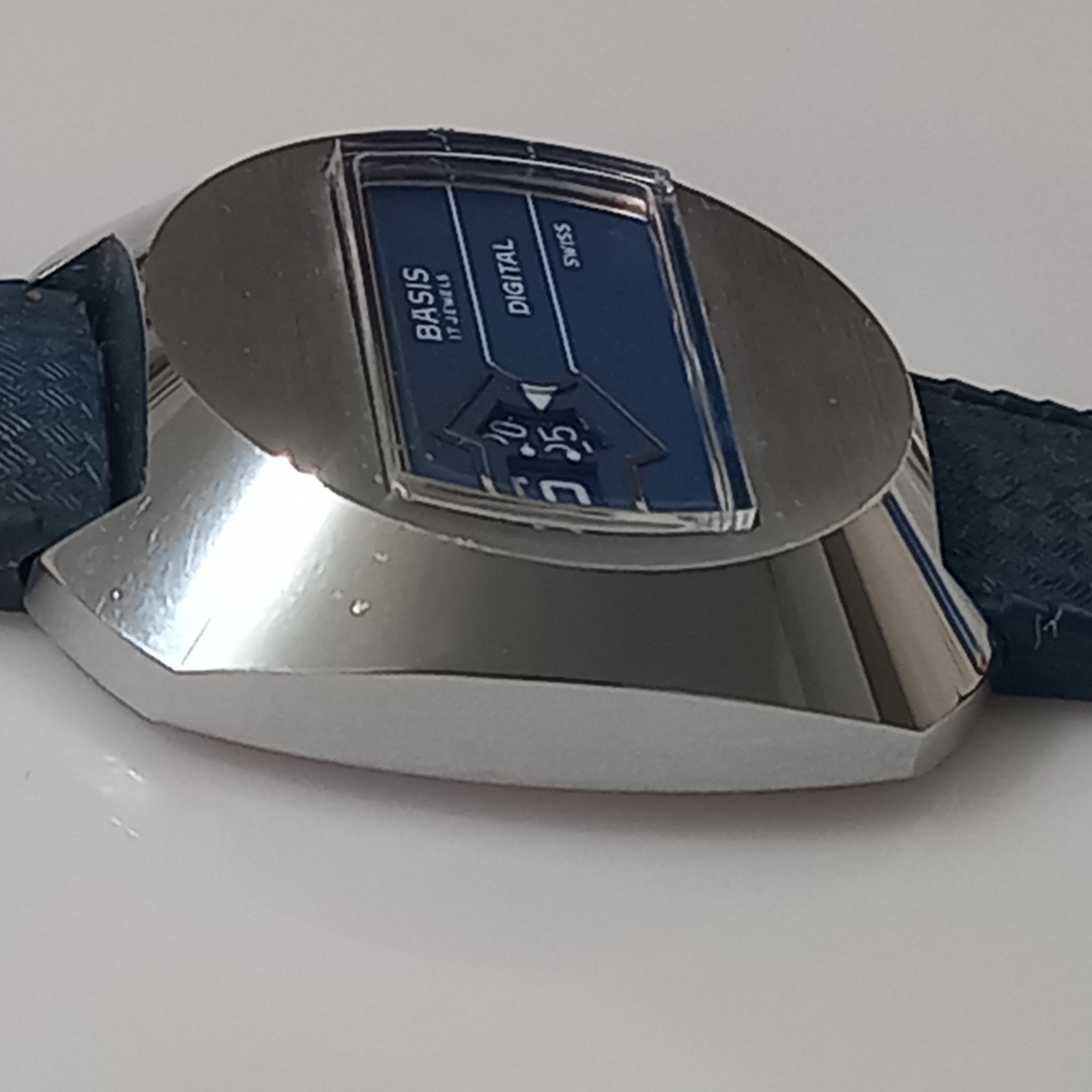 NOS 1960-70’S SWISS BASIS DIGITAL JUMP HOUR MANUAL WIND 17J WATCH + TROPIC STRAP