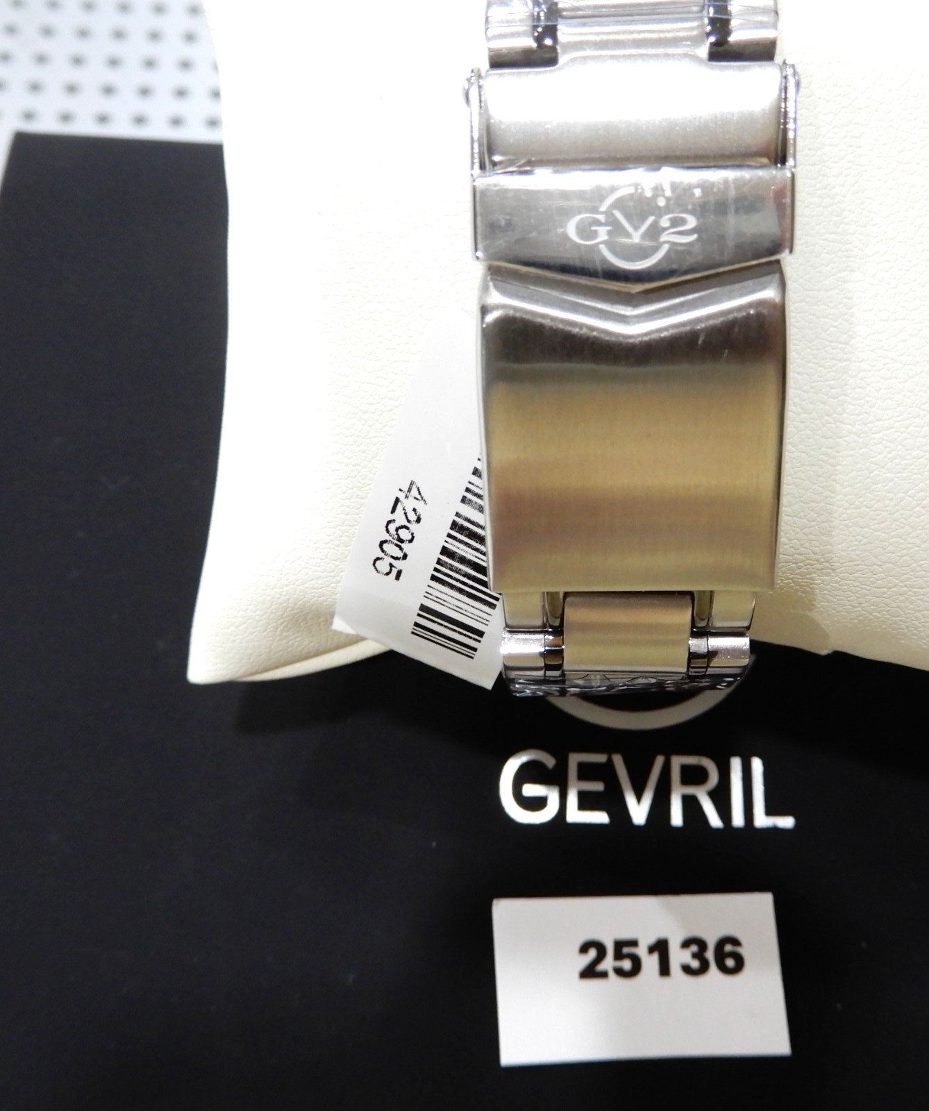 New In Box! WILL NOT LAST! GV2 Men’s FRECCIA CHRONOGRAPH-Swiss Quartz-Black Dial
