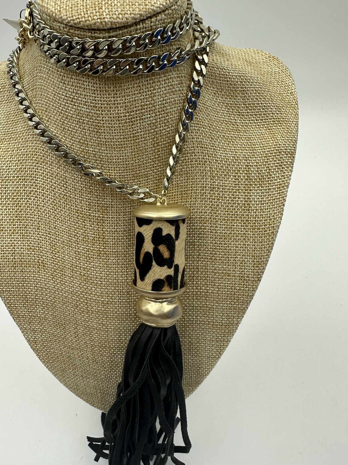 Chico’s Carson Tass Necklace Earrings Set Leopard Tassel Women’s Gold Tone Black