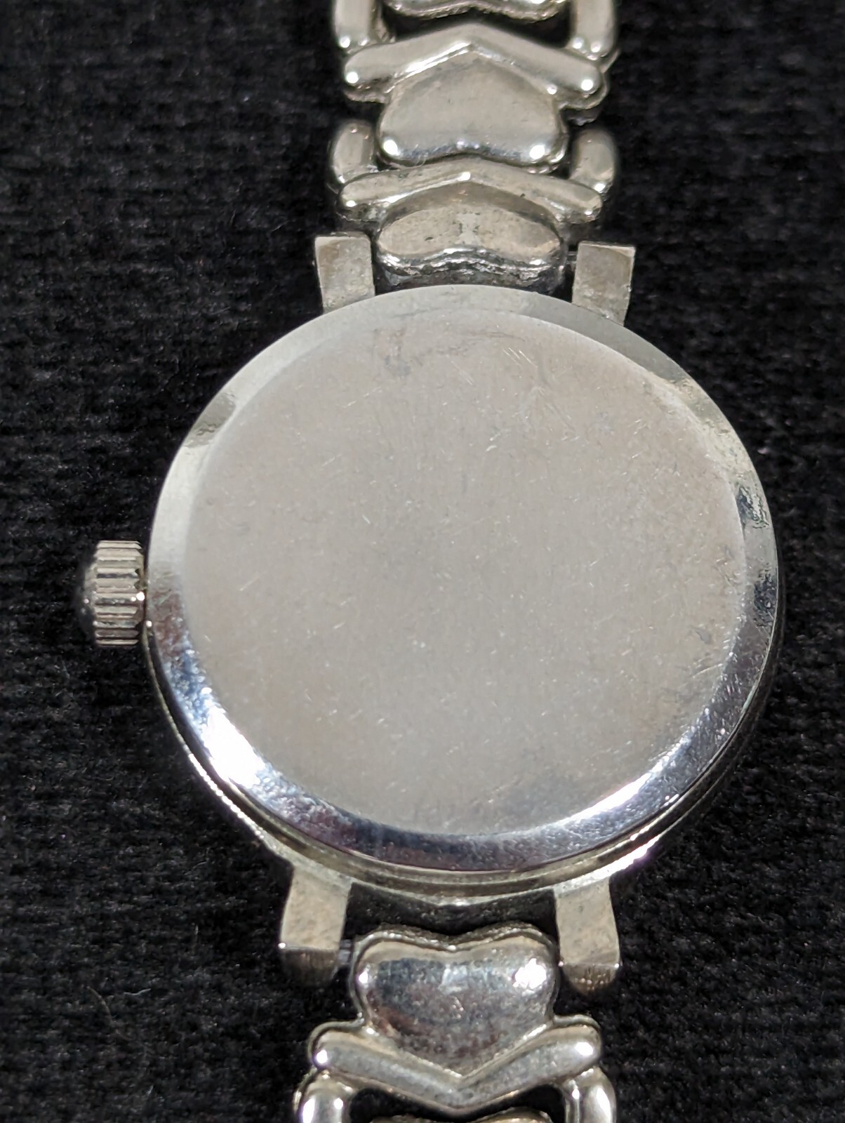 Mondu Womans Silver Tone Dial Round Case Link Bracelet Band Watch 7.25 Inch