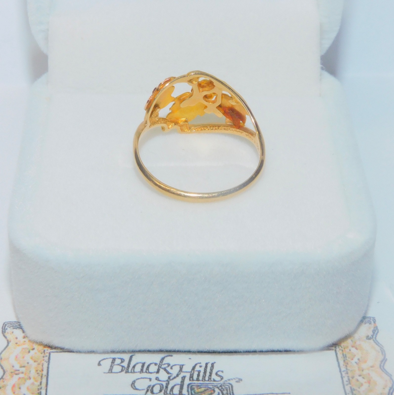 Black Hills Gold 10k Three Leaf Diamond Cut Ring Size 7