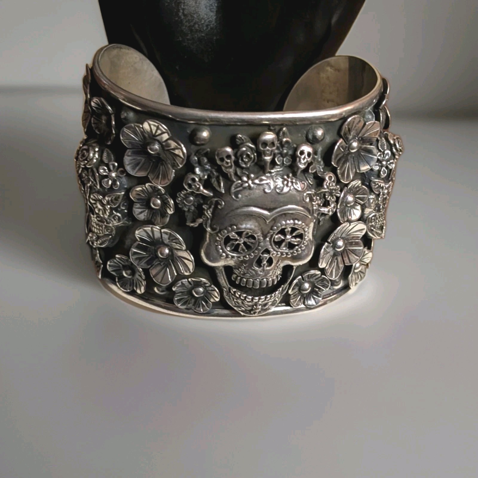 Large Mexican 925 Silver Skull Cuff 93g Bold Sculptural Bracelet