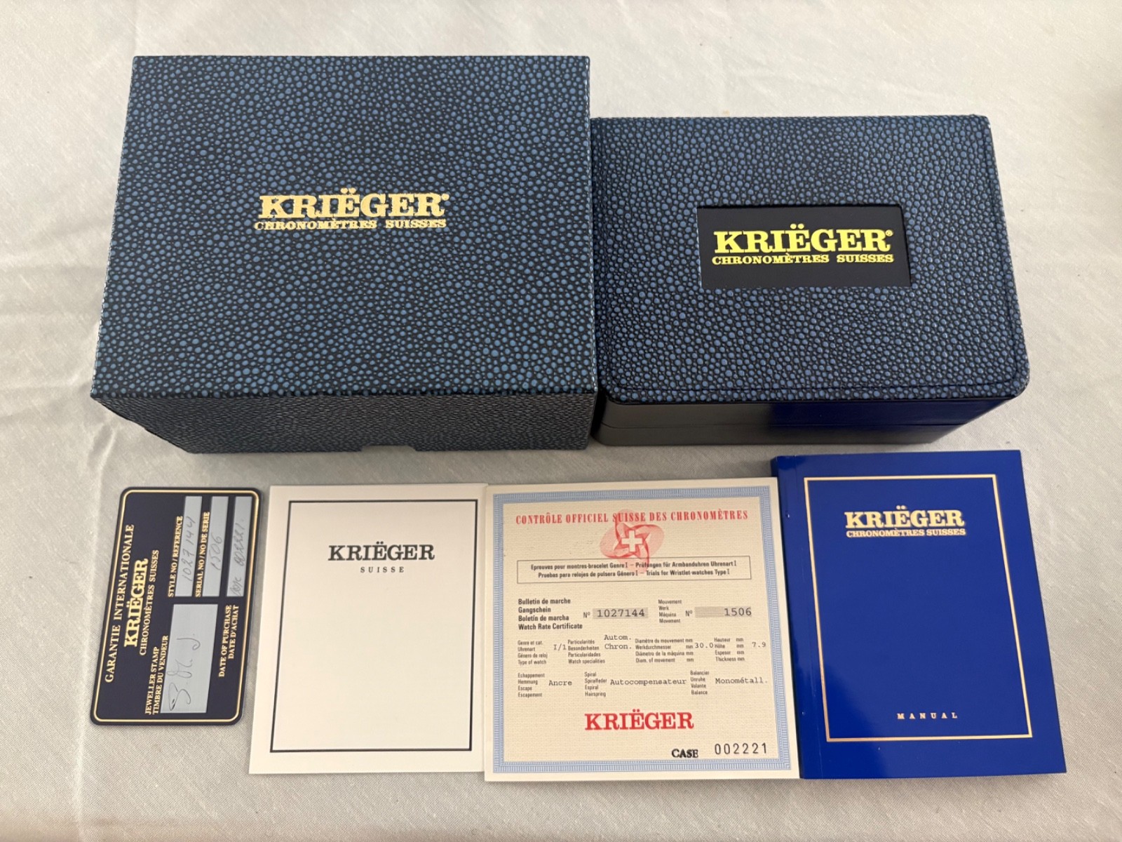 Krieger Chronometres Suisses Blue Stingray Skin Watch Box w/ Booklet / Papers