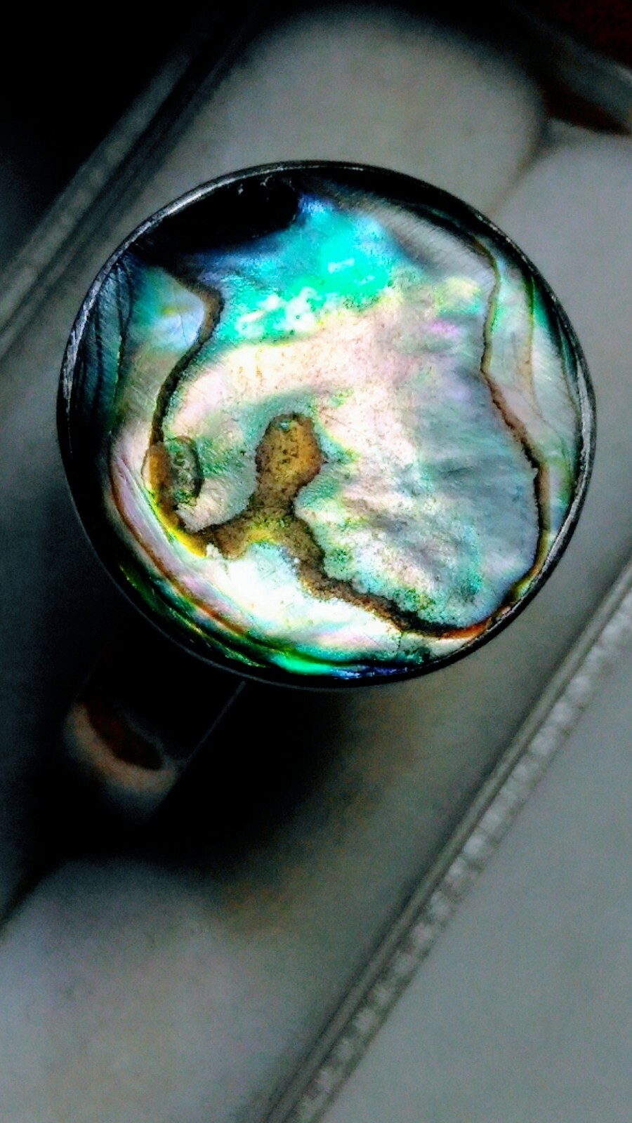 SPECTACULAR ABALONE SHELL INLAYS IN STERLING SILVER.925 RING SIZE 8.75-9.0!
