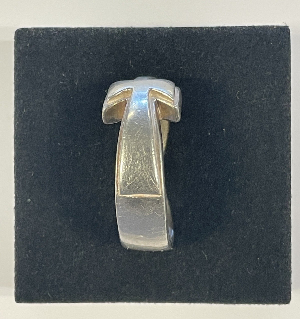 (G1426) Pre-Owned Sterling Silver Cross Ring Size 10.5 (10.7 Grams)