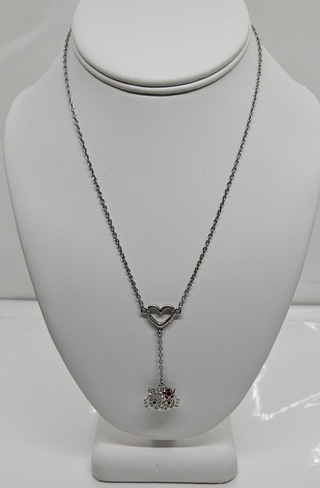 Hello Kitty Necklace Rhinestone Silver Tone Heart Pendant Design 20″
