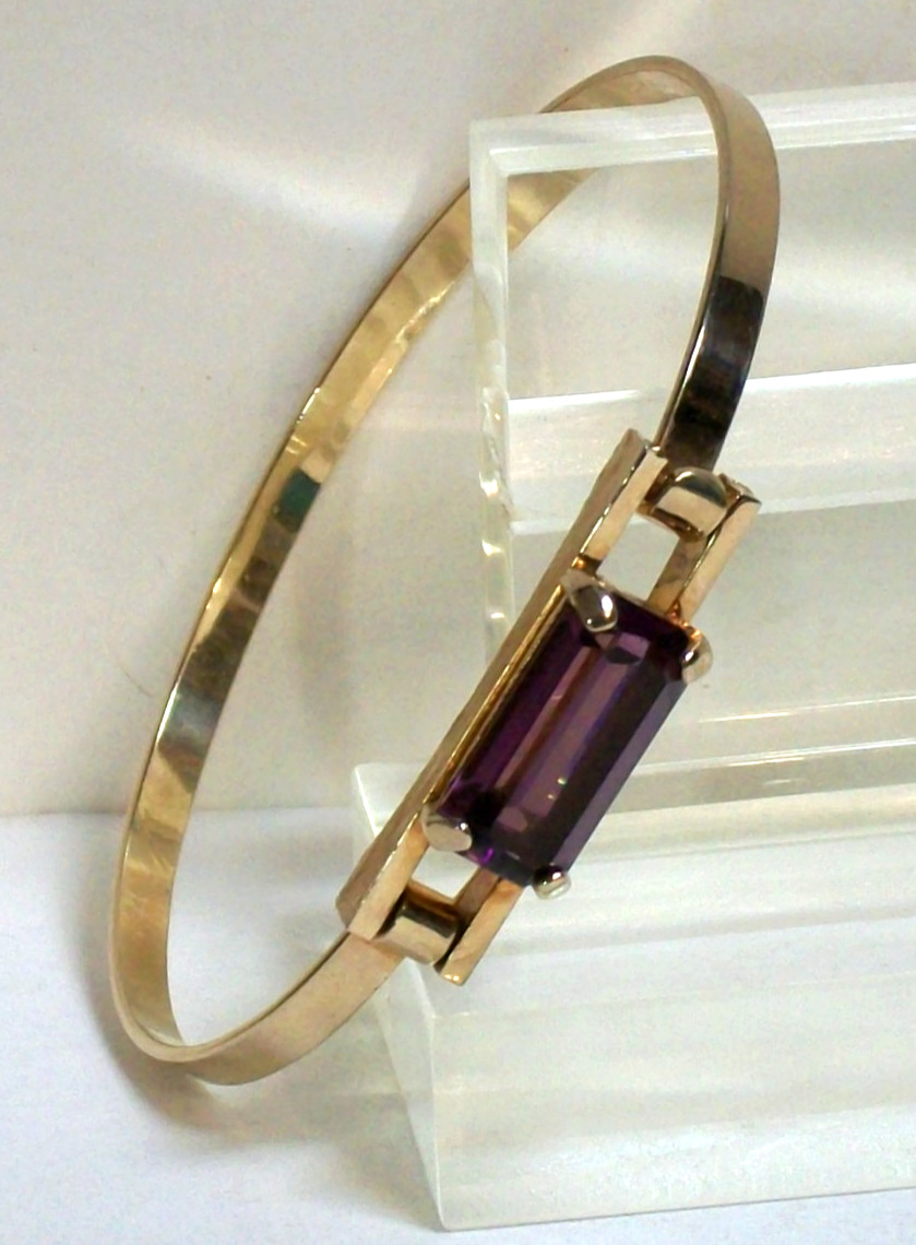 Vintage Purple Rhinestone Bangle Bracelet Hinged Retro Amethyst Glass 1970s Avon