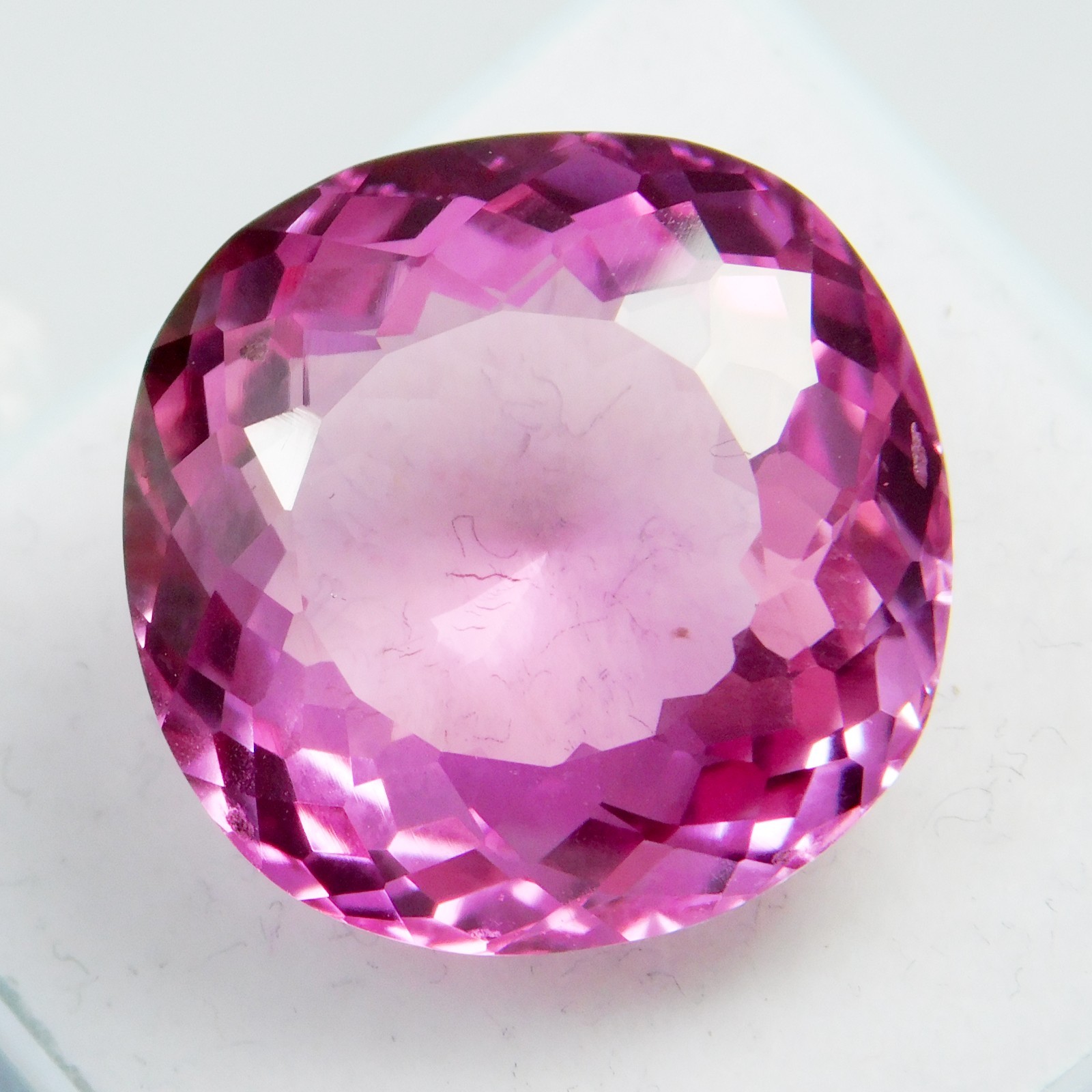 IGL CERTIFIED 21.70 ct IF Radiant Natural Vivid Pink Sapphire -Unheated Gemstone