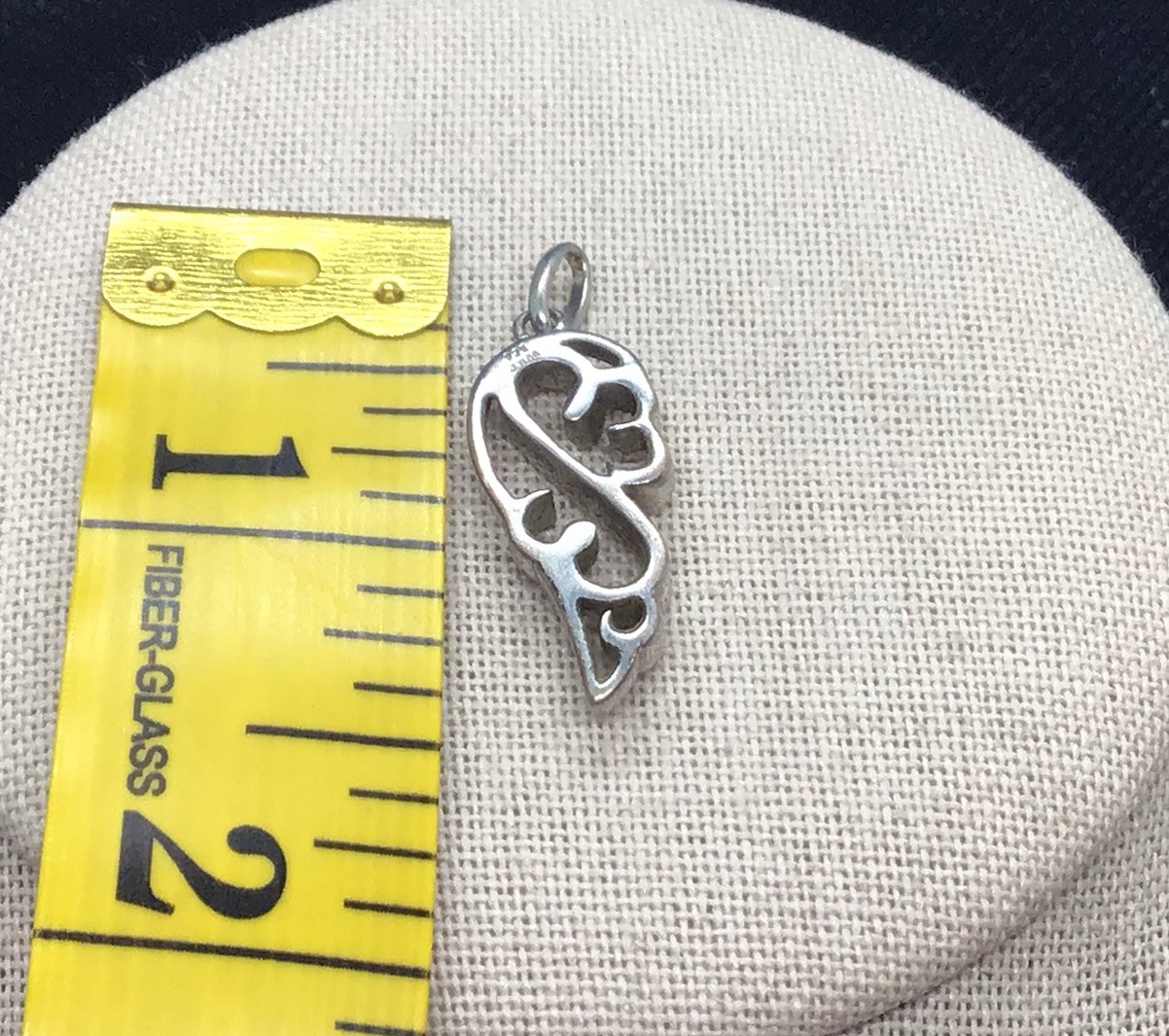 Jane Seymour Sterling Silver 925 Clear Diamond “Open Hearts” Pendant Y2383