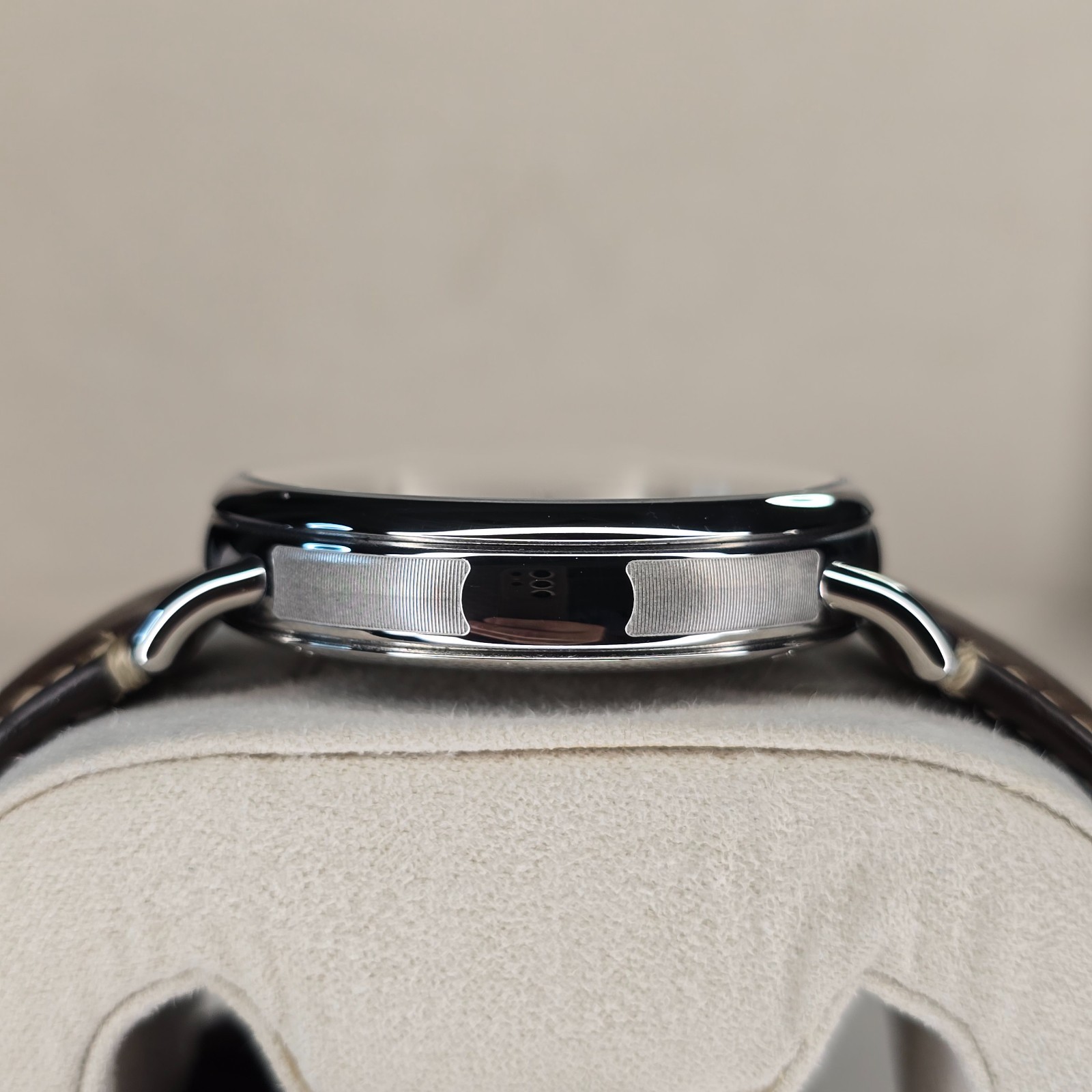 H. MOSER & CIE HERITAGE TOURBILLON 42MM 8804-1200 FUNKY BLUE FUME STEEL B&P