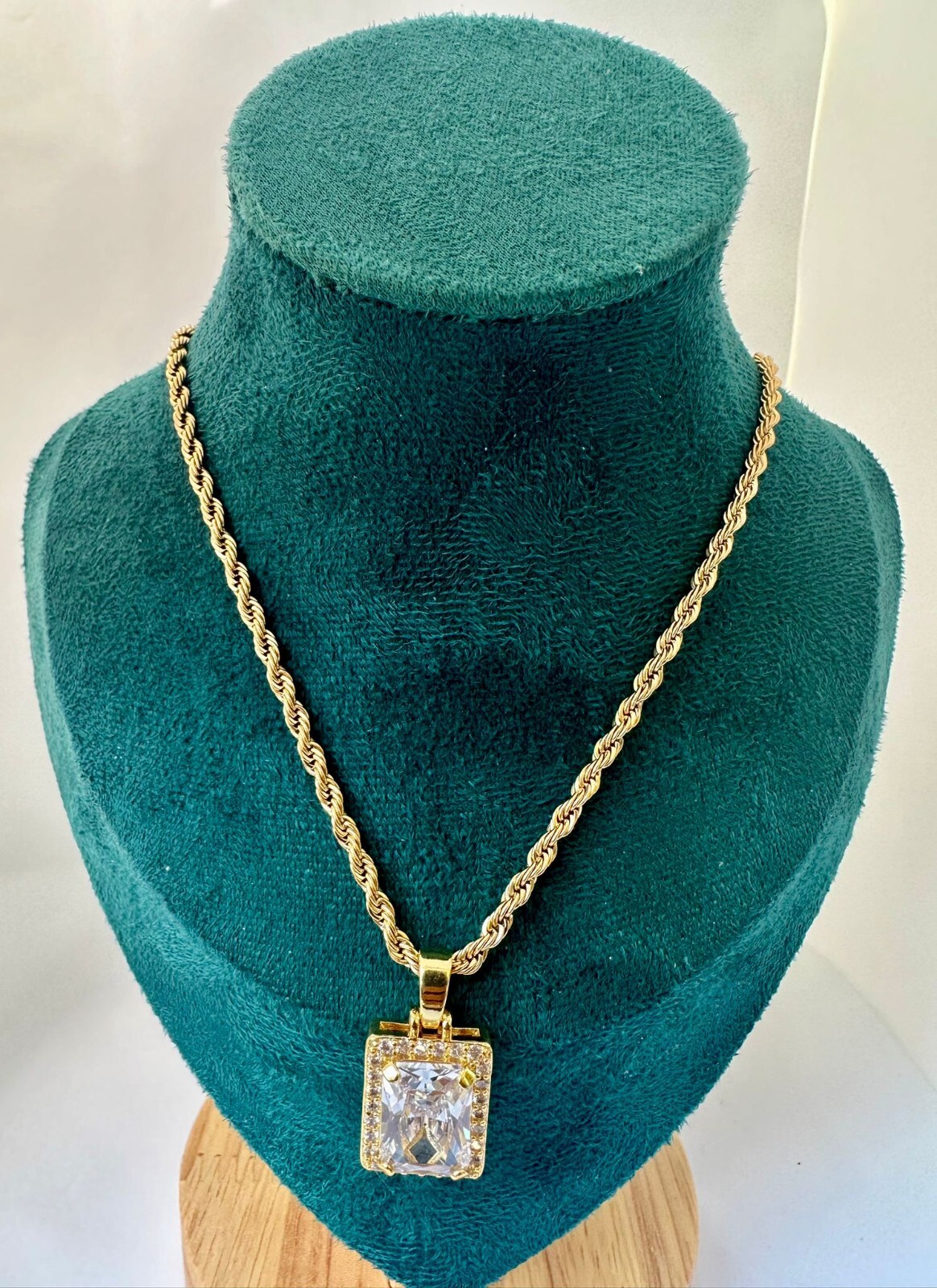 18K gold plated waterproof and tarnish free Singapore Chain with CZ pendant