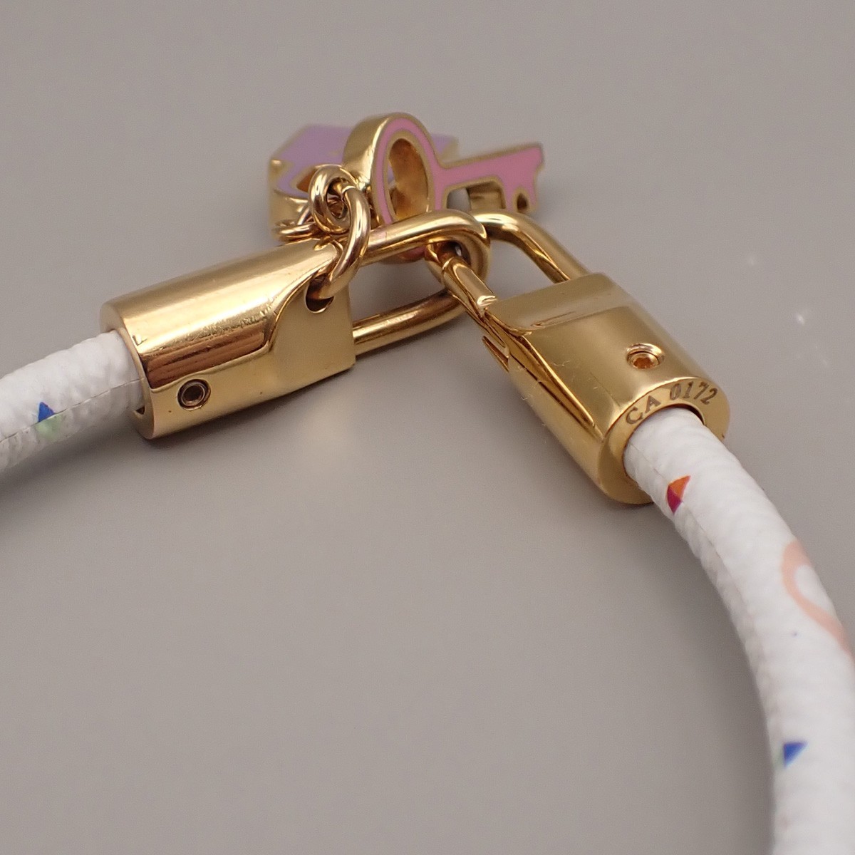LOUIS VUITTON Luck It Bracelet Bracelet Monogram Multicolore WE M6604F 34KD205