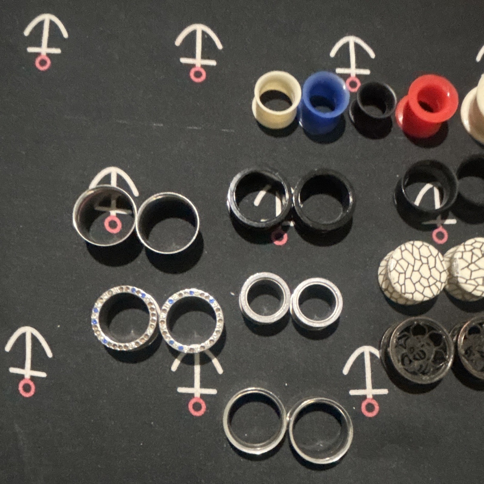 Mixed Lot Ear Plug & Tunnel Gauges Round Multicolor Acrylic Plastic Metal