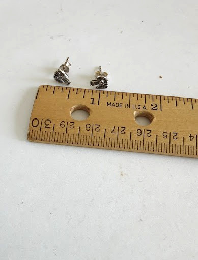 Vintage 925 Sterling Silver Angel Stud Earrings Tiny Detailed 0.98grams