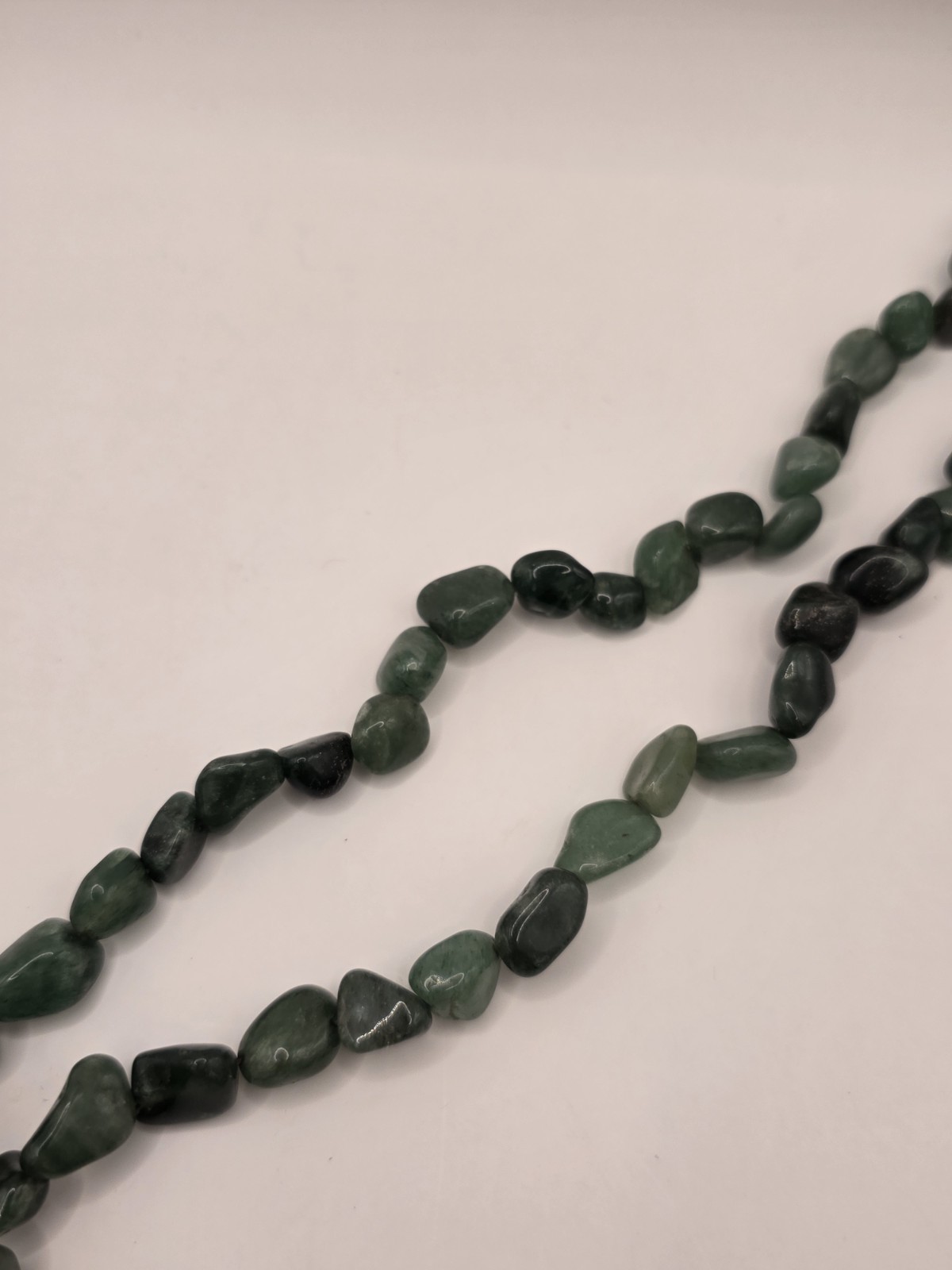 Green Jadeite Womans Necklace 16.5inch Long Vintage