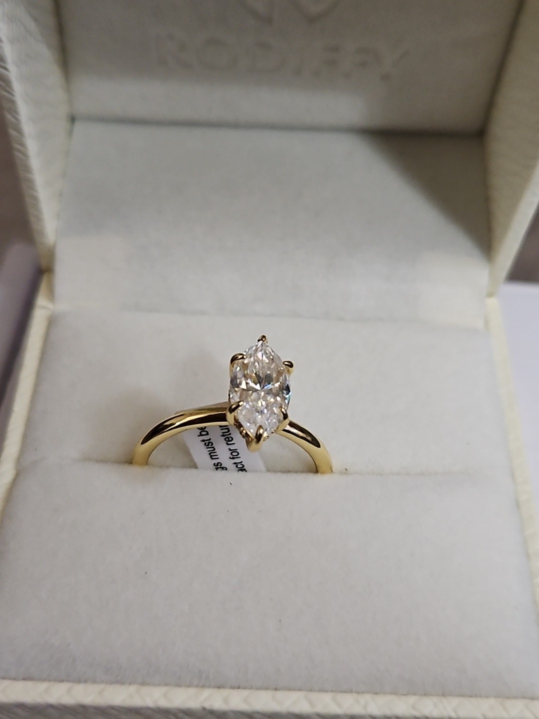 Roddify 2 Carat Marquise Cut Moissanite Womens Engagement Ring. Size 8 NEW