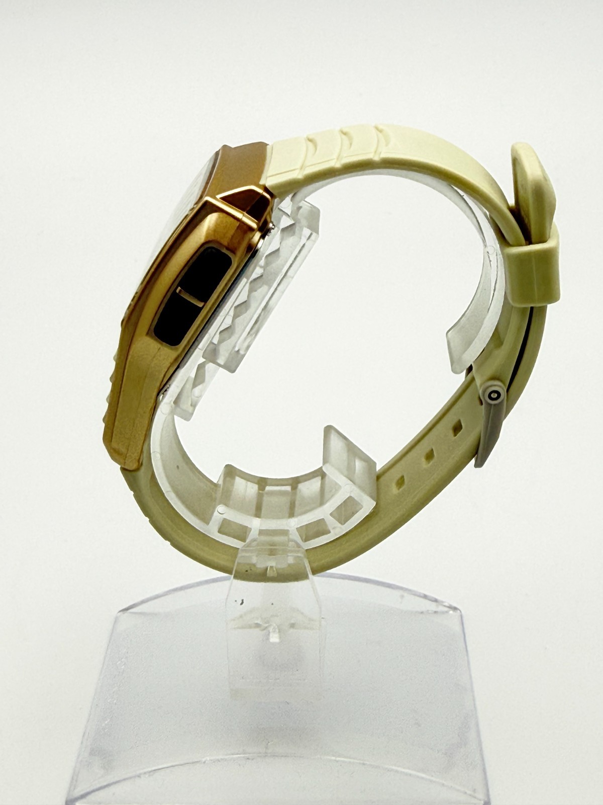 CASIO DBC-32 Data Bank Digital Calculator Beige Gold Color Quartz Watch – Rank A