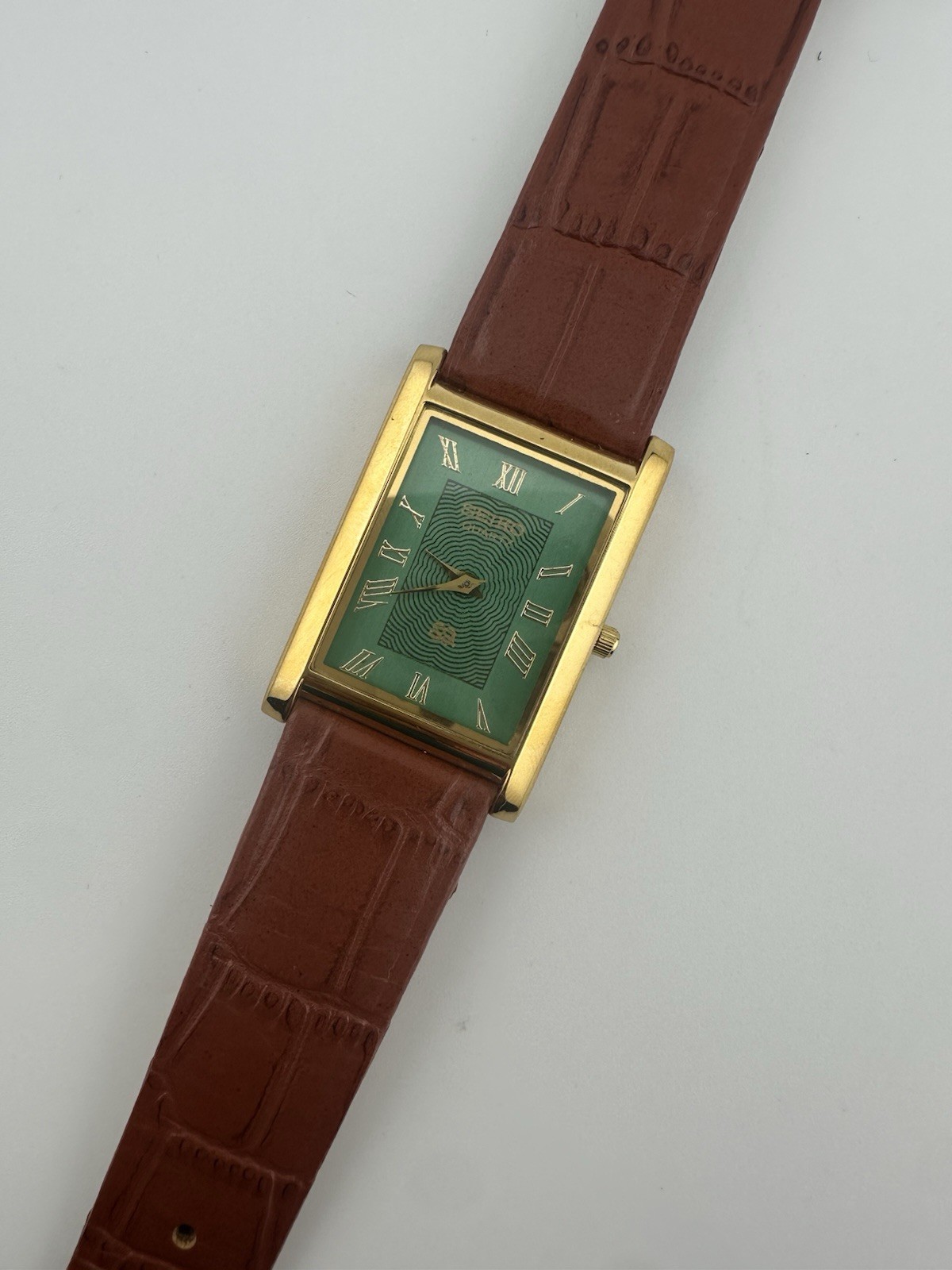 GREEN Vintage Seiko Slim Quartz men’s Wrist Watch