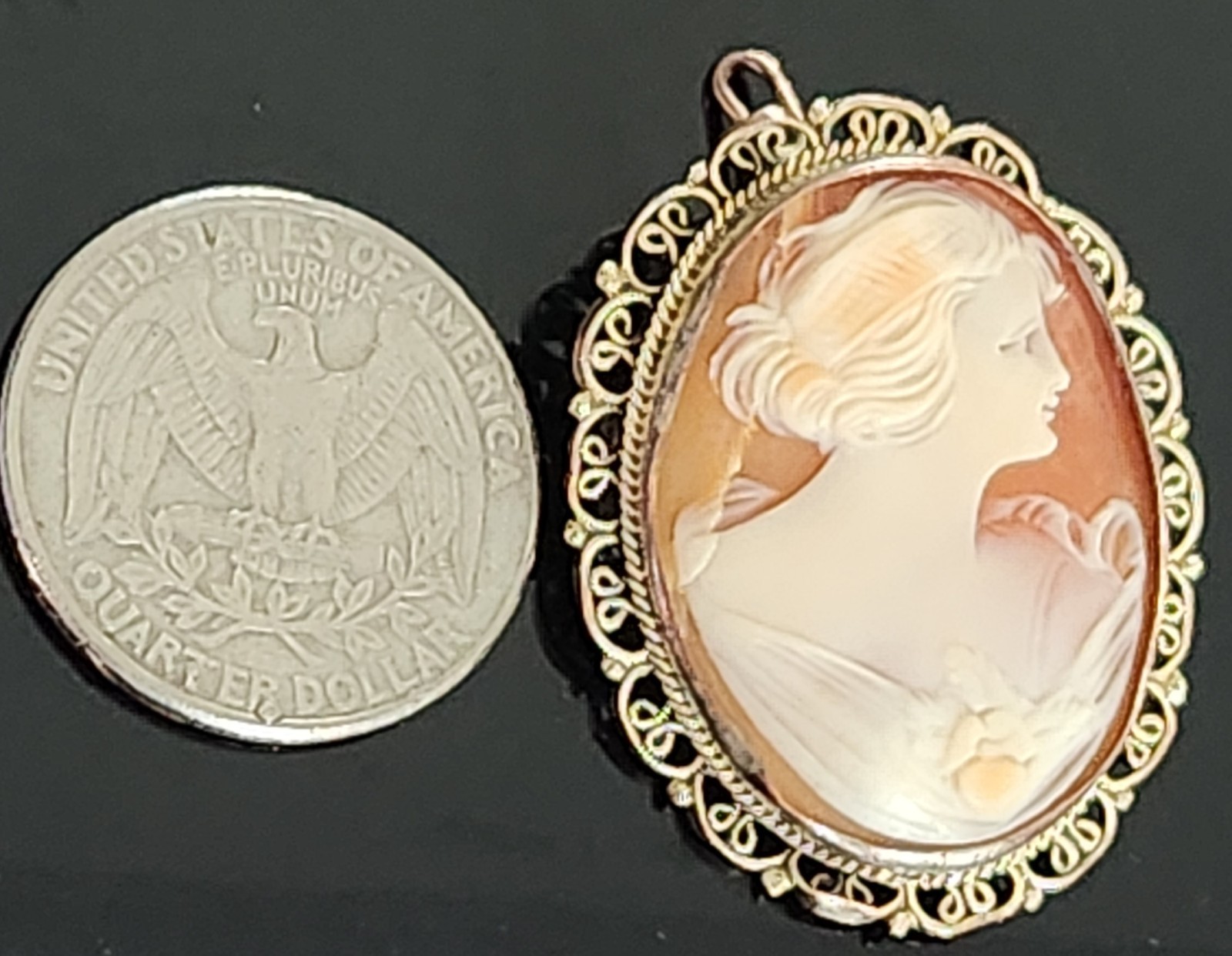 VTG SHELL CAMEO PROFILE HIGH RELIEF CARVING FILLIGREE TRIMED PENDANT 1.5″