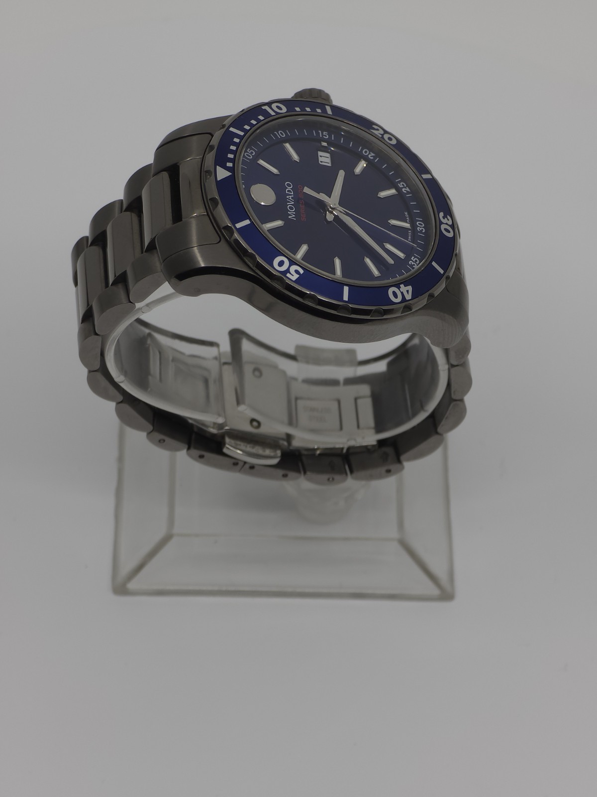 Movado • Series 800 • Swiss Made • Blue Dial • Stainless Steel • Men’s Watch