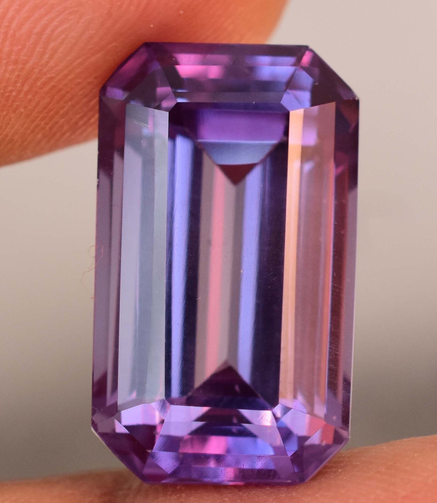 25.20 Ct Natural Color Change Alexandrite AGL Certified Loose Gemstone