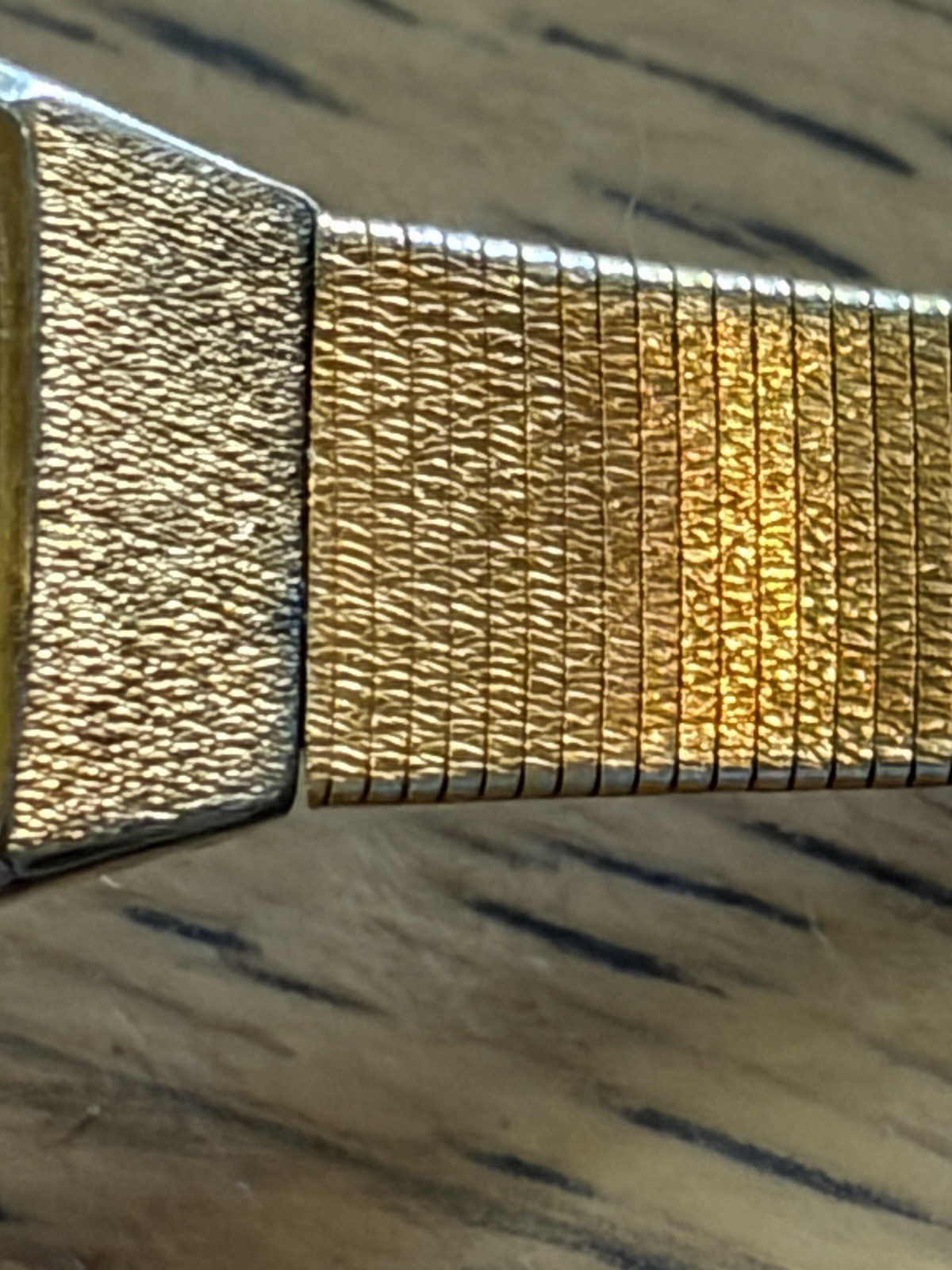 Vintage Seiko Quartz Ladies Dress Watch 2C20 6450 Gold Tone Mesh Bracelet AS IS