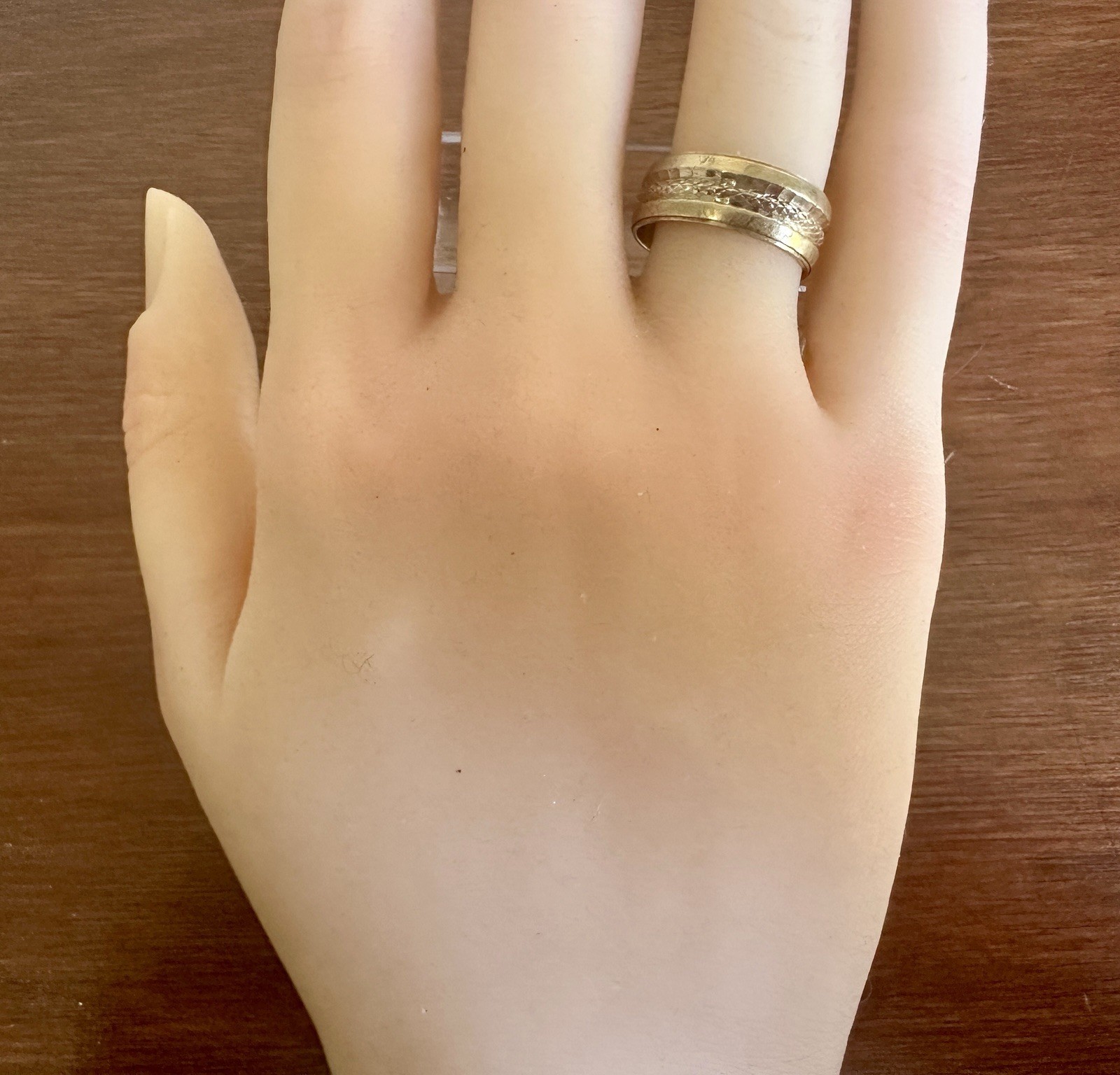 Vintage Designer Art Carved 14k Yellow Gold Wide Band Ring Sz 7.25