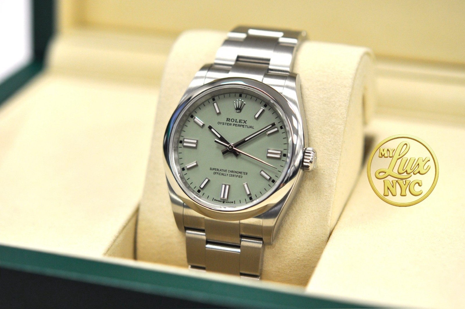 2026 New, unworn Rolex Oyster Perpetual 36mm 126000 Pistachio Dial, Full Set.